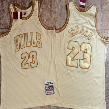 Bulls 23 Michael Jordan Cream 1997-98 Hardwood Classics Jersey