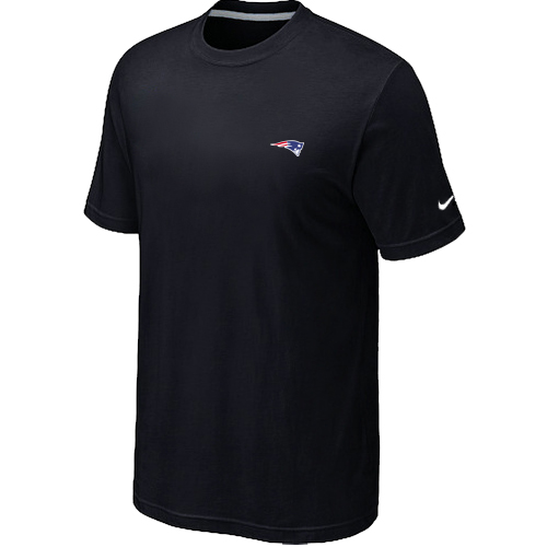 New England Patriots   Chest embroidered logo  T-Shirt  black