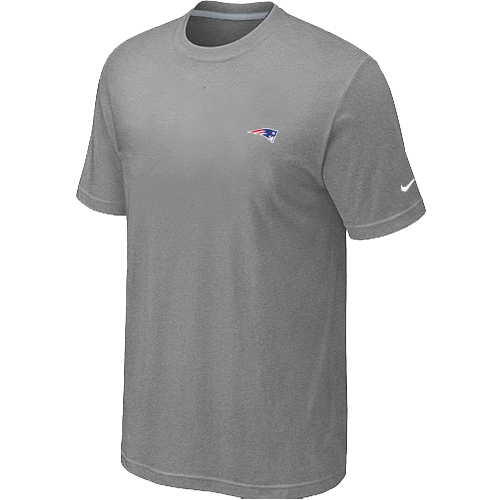 New England Patriots Chest embroidered logo T-Shirt Grey